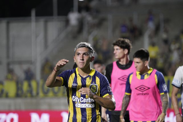 Cervera viene de convertir el gol del triunfo ante independiente Rivadavia y Russo lo manda a la cancha.