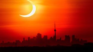 Este sábado habrá un eclipse solar: desde dónde se podrá ver