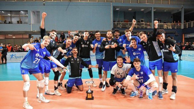 La Selección Argentina de Vóley venció por 3 a 1 a Cuba en su primer amistoso en Misiones ante más de 1500 almas. La Selección Argentina de Vóley venció por 3 a 1 a Cuba en su primer amistoso en Misiones ante más de 1500 almas.