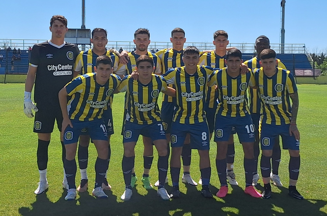 El equipo iniicial de reserva donde jugaron siete suplentes de primera