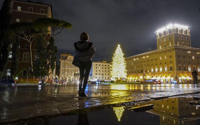 El mundo se ilumina esperando la Navidad
