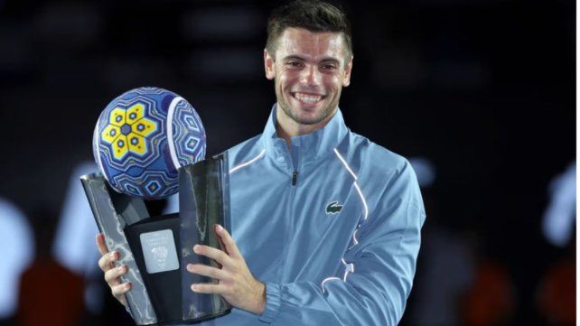 Arthur Gea ganó su primer título ATP en Los Cabos tras vencer a Denis Shapovalov