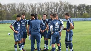 Andereggen fue titular en un amistoso de la Sub 20 contra Independiente