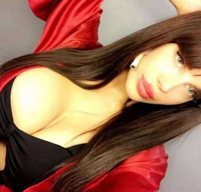 Charlotte Caniggia Se Fue Camuflada A Europa A Encontrarse Con Su Madre