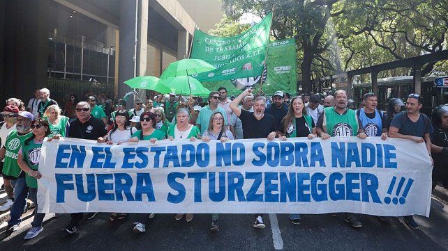 ATE hará una movilización al Ministerio de Desregulación y Transformación del Estado que conduce Federico Sturzenegger al que calificaron como monje negro&nbsp;