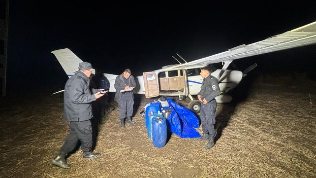 La aeronave que dos pilotos dejaron abandonada en Estación Díaz