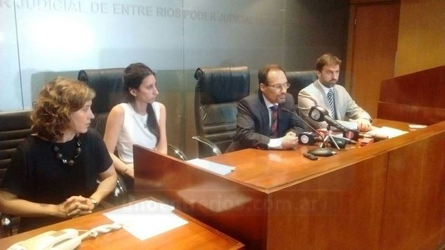 El procurador García dijo que la Justicia entrerriana trabaja para evitar los femicidios