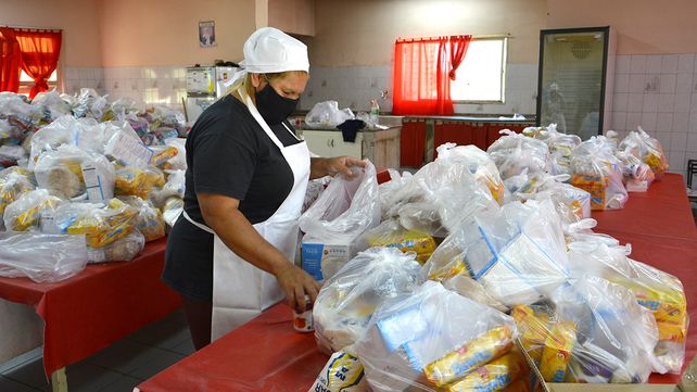 Entregan módulos alimentarios y de copa de leche en 1.063 escuelas&nbsp;