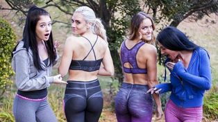 Fueron desnudas al gimnasio y nadie se dio cuenta