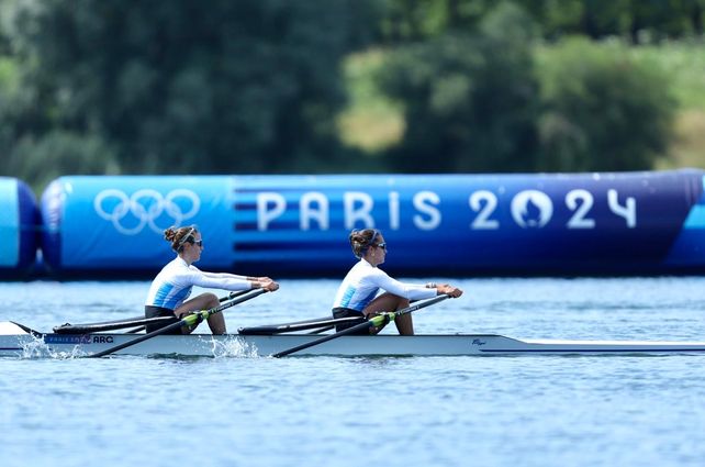 Sonia Baluzzo-Evelyn Silvestro mejoraron sus marcas del domingo, salieron terceras y se aseguraron un lugar en las semifinales de la categoría doble scull.