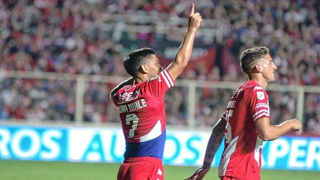 Mauro Luna Diale fue el autor del gol con el que Unión derrotó a River en Santa Fe.