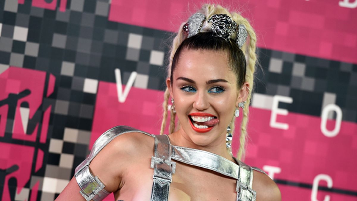 ¿miley Cyrus Ahora Quiere Injertarse Cuernos De Verdademk 0507