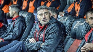 Diego Pozo: No cualquier jugador puede jugar en Colón
