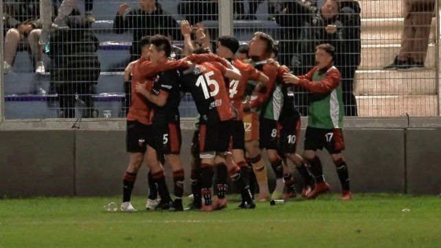 Colón visitará a Juventud de Malabrigo buscando meterse en semifinales de la Copa Santa Fe.