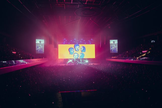 El mató a un policía motorizado arrasó en el Movistar Arena con un show memorable y épico