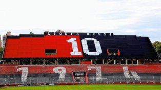 Un ídolo leproso cuestionó el homenaje a Messi en el estadio: ¿Qué hizo por Newells?