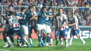 Unión ejecutó 64 córners en el Torneo y apenas marcó un gol por esa vía.