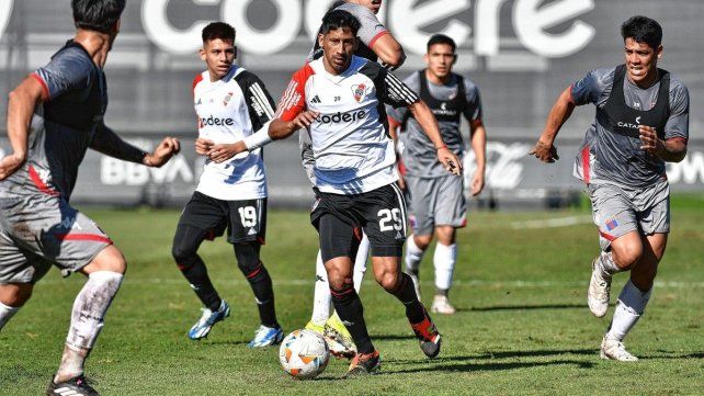 River jugó un amistoso pensando en los partidos que vienen.