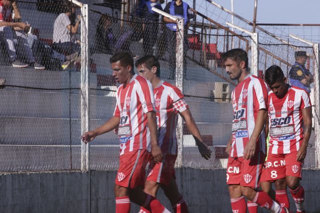 La despedida de los jugadores de Atlético Paraná en las redes sociales