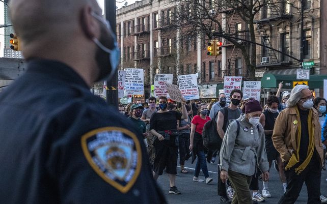 Minneapolis festeja la condena al policía que mató a George Floyd