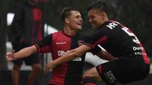Mateo Silvetti anotó de penal para la victoria leprosa en la final.
