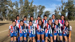 Mitre de Pérez A: Mariana López, Carla Corvalán, Emiliana Yorruri, Carolina Velázquez, Maia Maciel, Camila Leones y Giuliana Giménez (arriba). Estefanía Sánchez, Noelia Montenegro, Celina Pereyra, Eliana Retamar, Alexandra Miño, Antonela Medina y Alicia López.&nbsp;DT: Rubén Bueno. AC: Federico Vivas.