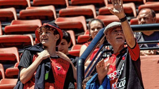 Colón tendrá la obligación de ganarle a All Boys en Floresta si pretende avanzar en el Reducido.