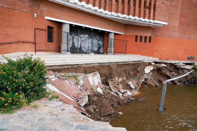 No descartan nuevos desmoronamientos de la explanada del parque España