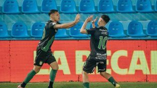 Banfield se impuso ante Riestra en los penales y es semifinalista de la Copa Argentina