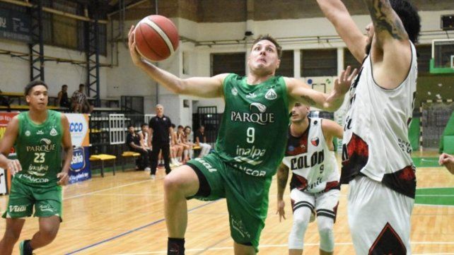 Colón no pudo en Córdoba y cayó ante Barrio Parque por la Liga Argentina