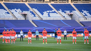 En China volvi&oacute; el f&uacute;tbol con un homenaje en Wuhan, epicentro del coronavirus.&nbsp;