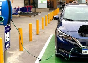 Autos eléctricos e híbridos: importarán 50.000 unidades