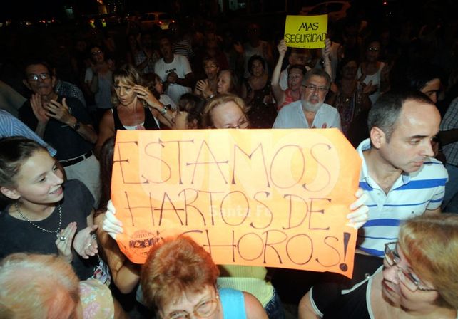 Fomento 9 de Julio: en una cuadra robaron ocho locales comerciales