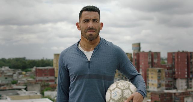Carlos Tevez fue ofrecido a Arroyito. Tendría el respaldo del presidente de la AFA y de Bragarnik.