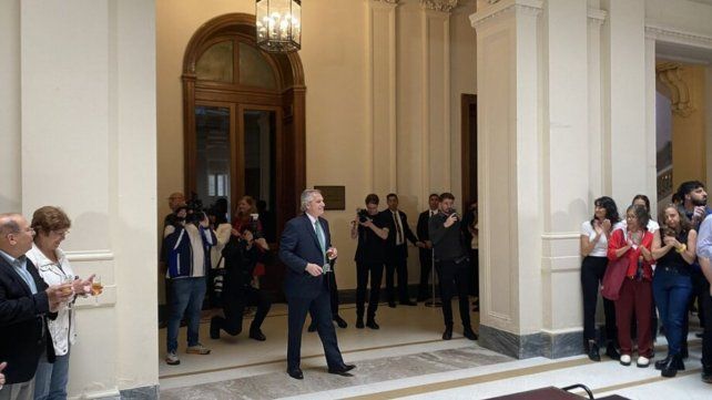 La despedida de Alberto Fernández de la Casa Rosada: Dejo un país en marcha