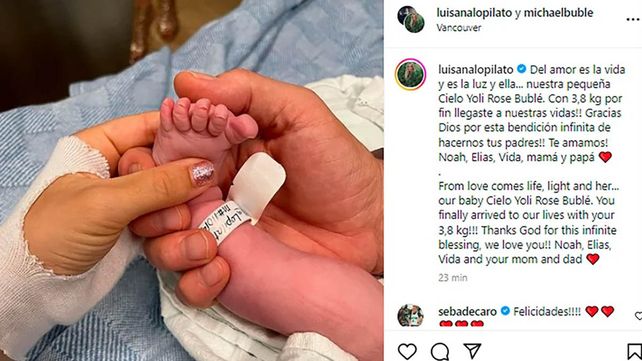 Luisana Lopilato y Michael Bublé presentan Cielo Yoli Rose