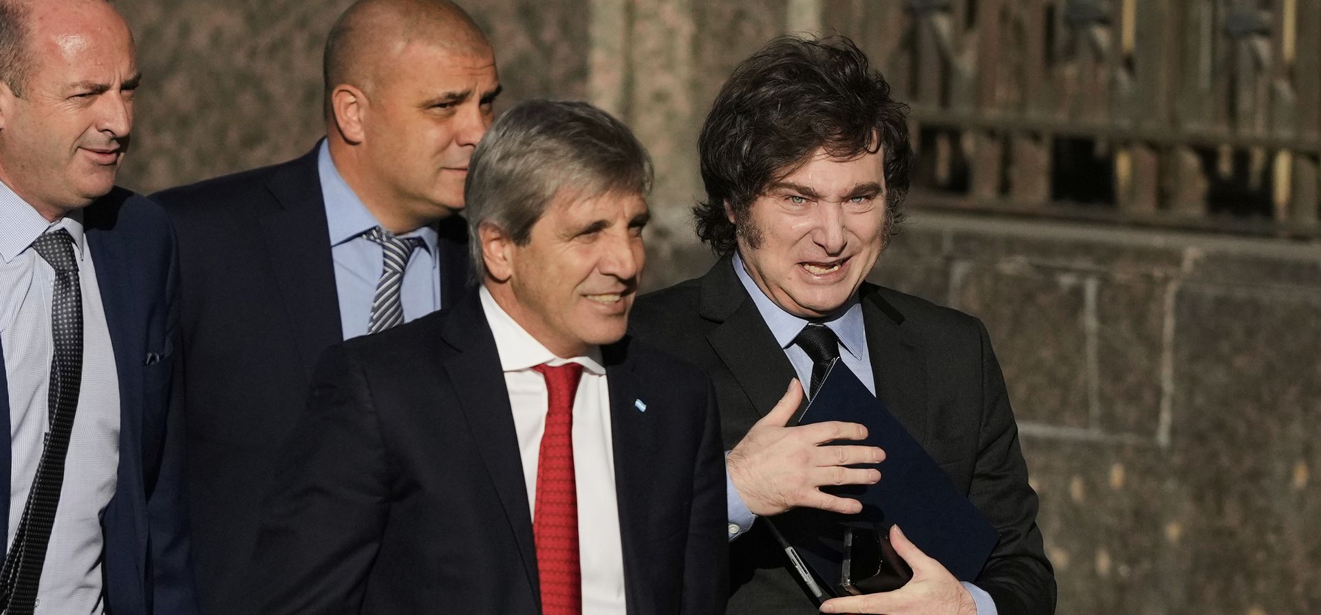 Súper IVA: la carrera por quién cobra menos impuestos tensiona a las provincias con la Nación