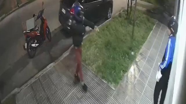 Otra vez un violento robo a un cadete en la ciudad: lo balearon cuando fue a entregar un pedido