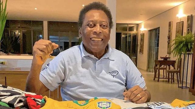 Pelé reconoció en sus redes sociales que se está recuperando bien tras la operación de colon.&nbsp;