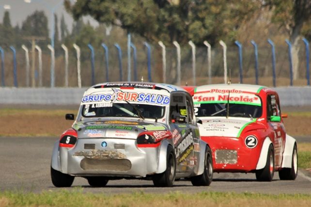 El santafesino Cifre marcó el rumbo en los Fiat 600TS