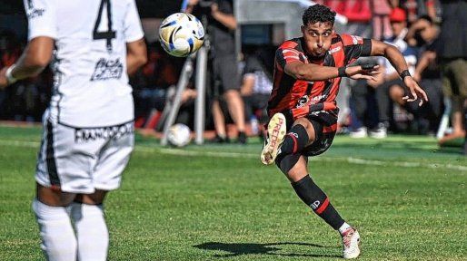 Mal segundo tiempo: Patronato pierde con Colón en el Grella