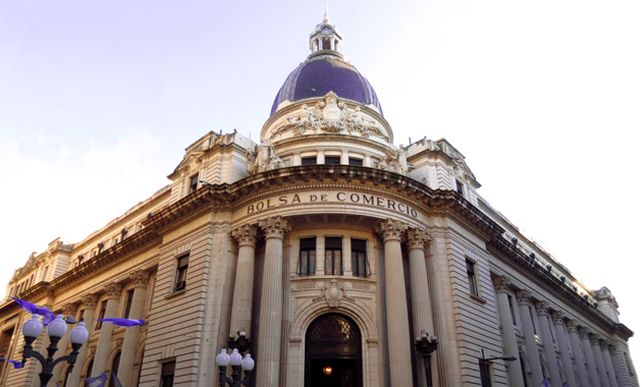 La Bolsa de Comercio de Rosario en medio del escándalo por el lavado de dinero de una empresa de Lázaro Báez.