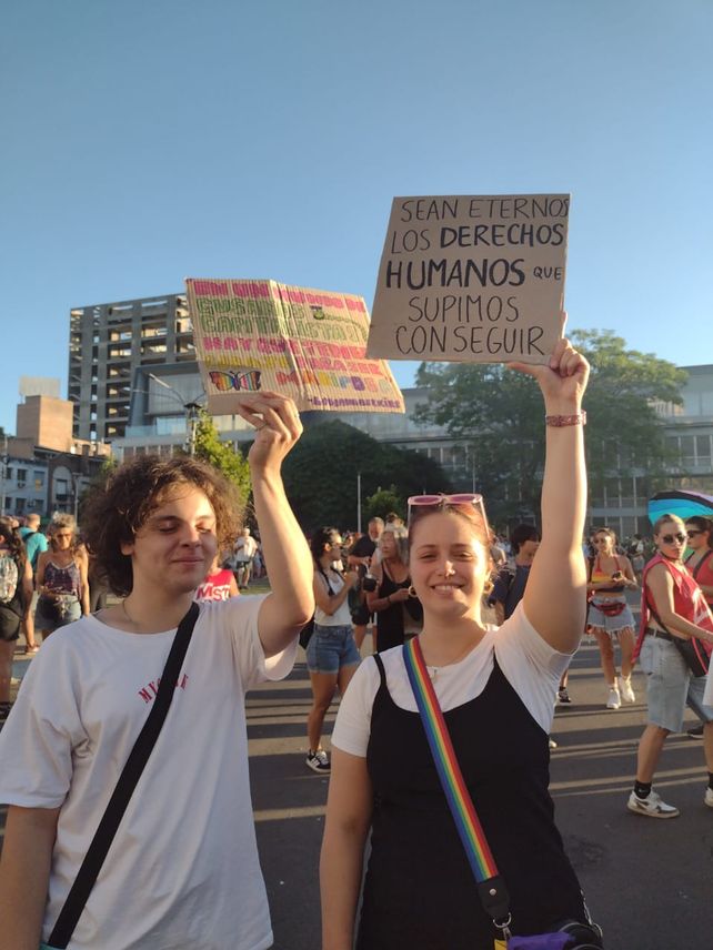 La Marcha Federal del Orgullo antifascista y antirracista replicó en varias ciudades de Entre Ríos. Postales de Paraná&nbsp;