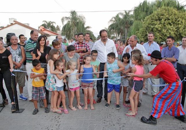 En barrio Ledesco ya son 27 las cuadras con pavimento articulado