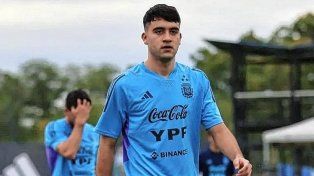 Facundo Buonanotte, negado para el Mundial Sub 20 por su club, fue citado por Scaloni para la gira por Asia con la Selección Mayor.
