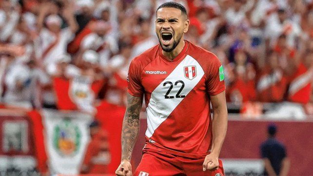 Alexander Callens está a un paso de Boca.