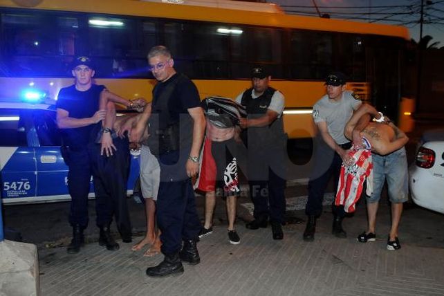 Cayeron tres cordobeses cuando intentaban robar en Barrio Candioti