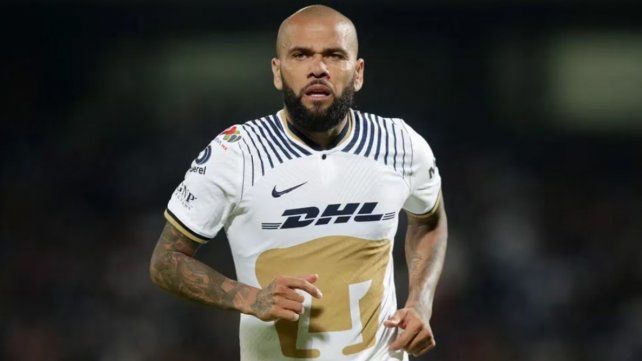 Precisaron el tiempo que habría estado Dani Alves en el baño del local nocturno donde habría ocurrido el abuso sexual