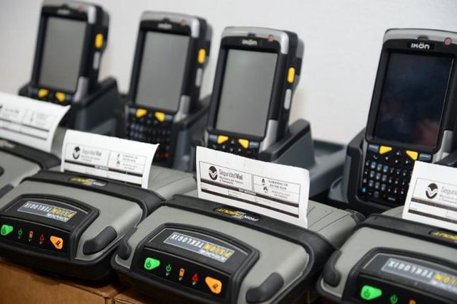 Nuevo sistema. Unos 180 inspectores participaron de la capacitación para aprender a usar los equipos.