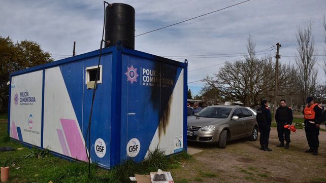 Violento ataque a una base de la Policía Comunitaria en Capitán Bermúdez